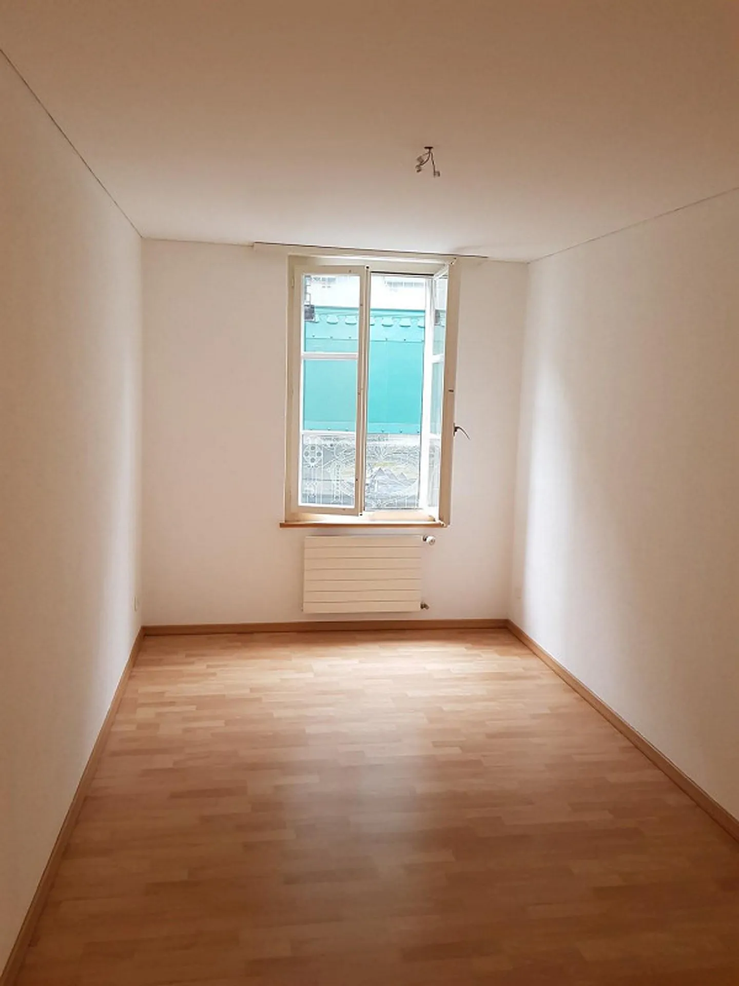 Appartement central et spacieux - Photo 6 sur 8