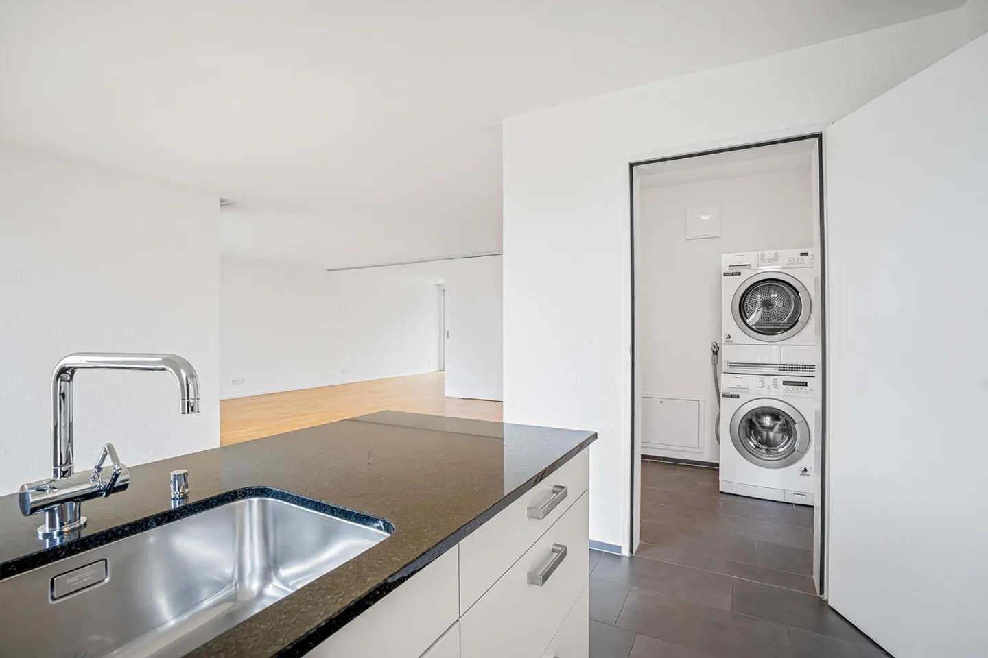 Appartamento 3.0 stanze a Neukirch (Egnach) - Foto 2 di 12