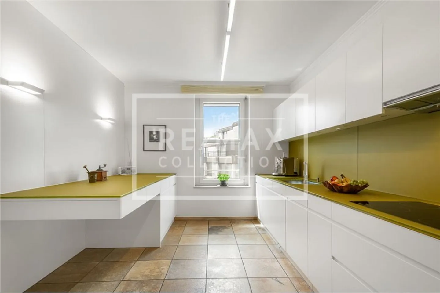 Exclusive city apartment in the heart of Lucerne - Photo 5 of 13