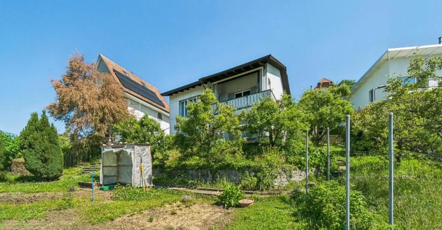A raised location with wonderful views - Photo 1 of 8