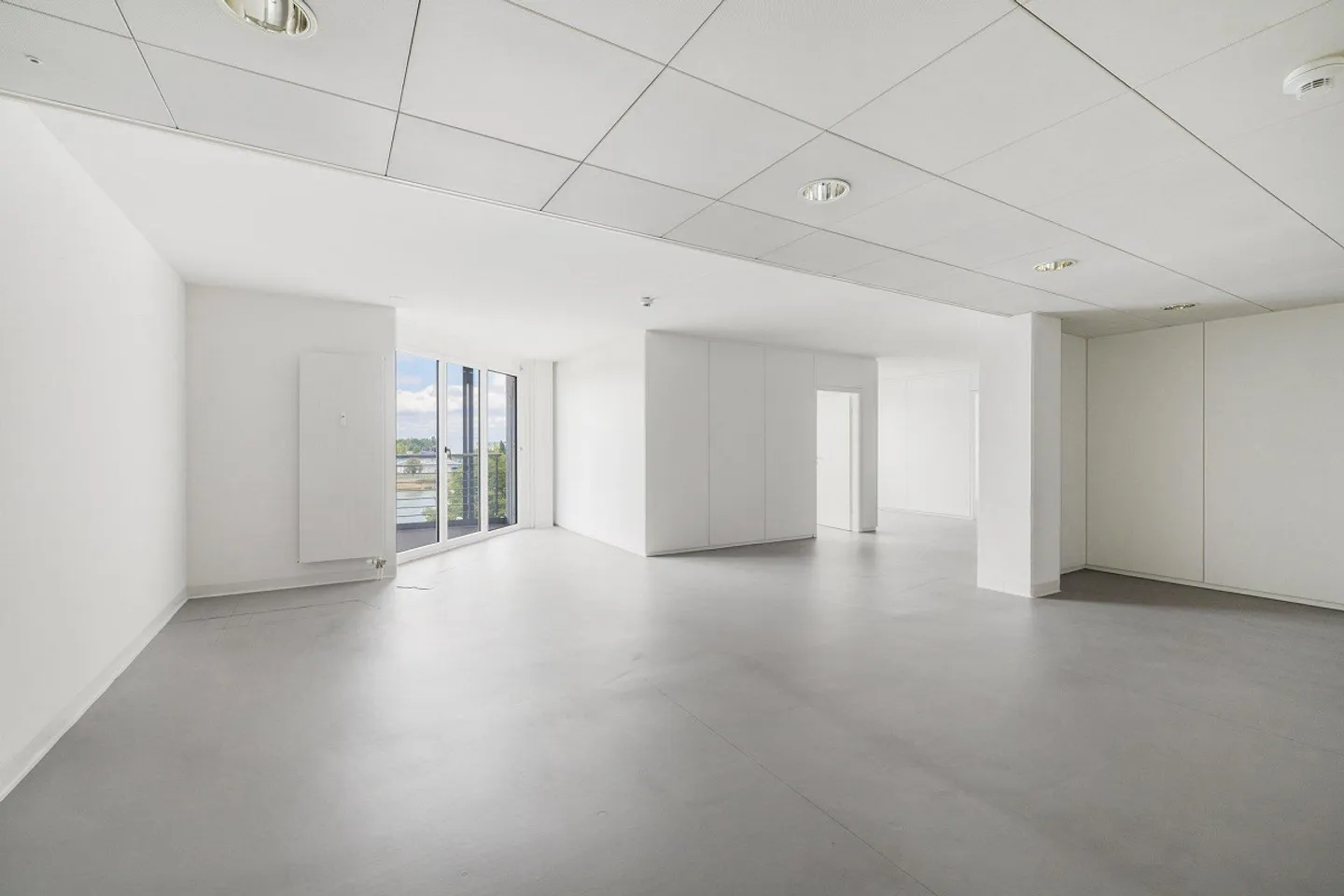Attractive Office Space in Prime Location near the Three Country Corner - Photo 3 of 5