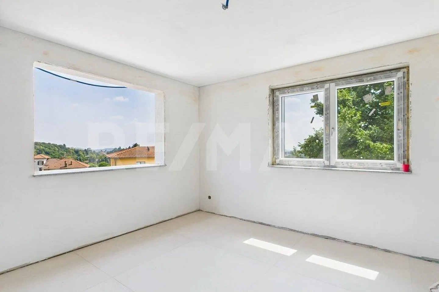 Nuovo appartamenti di 4.5 locali ultimo piano - Foto 3 di 9