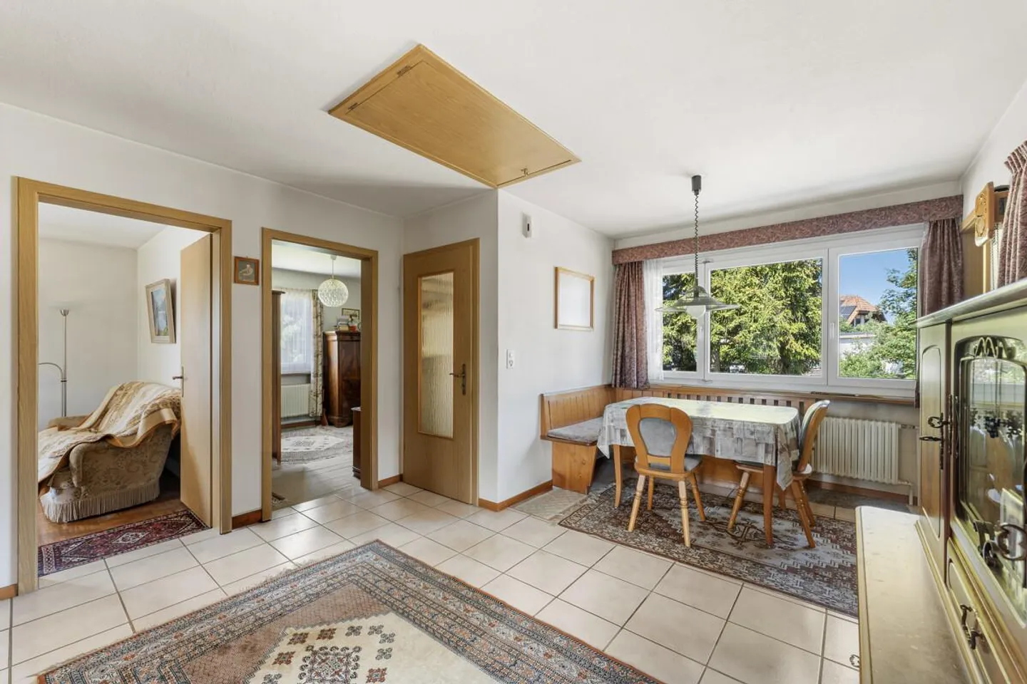 Single-family house with development potential on spacious plot - Photo 2 of 10