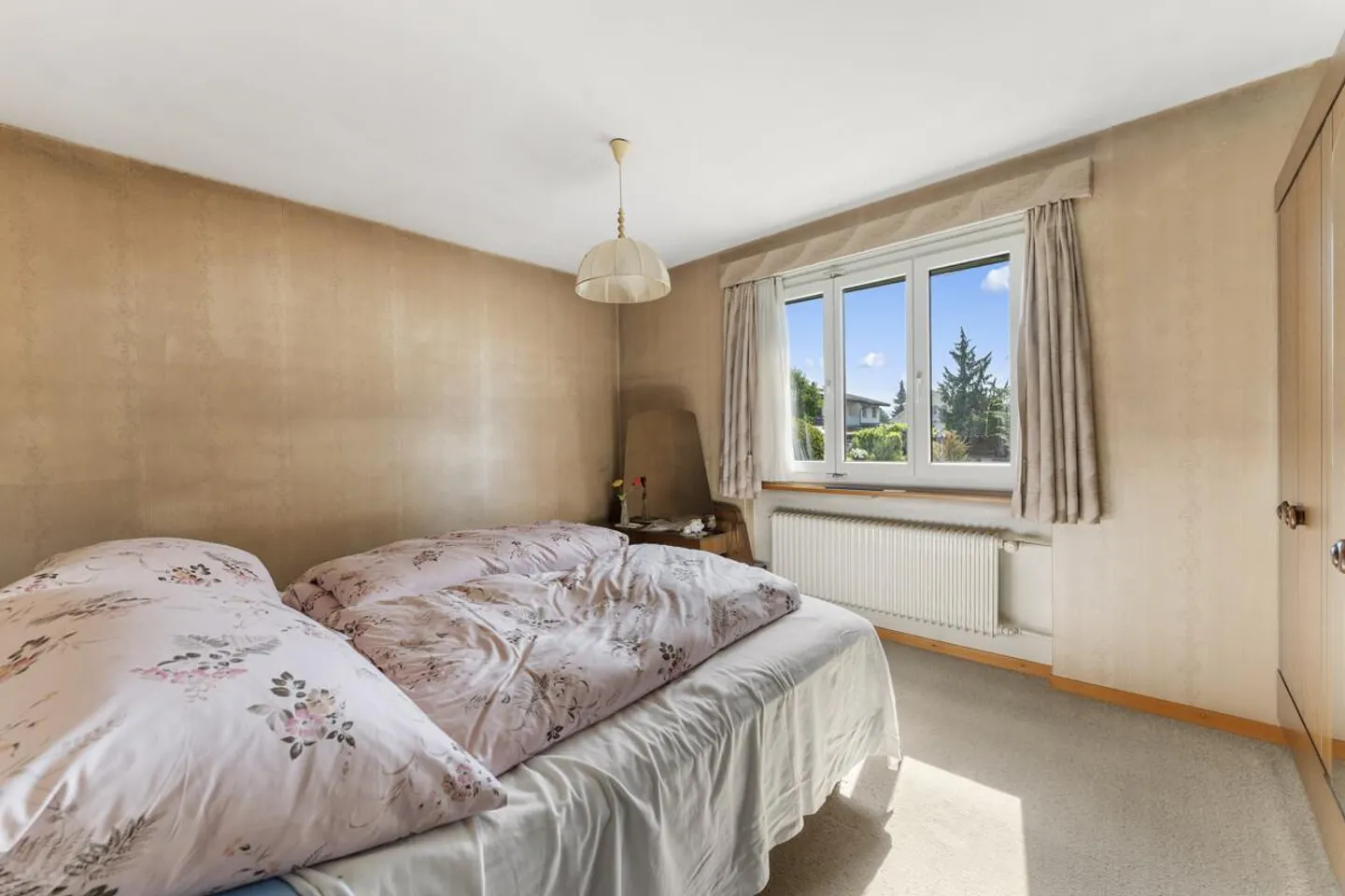 Single-family house with development potential on spacious plot - Photo 5 of 10