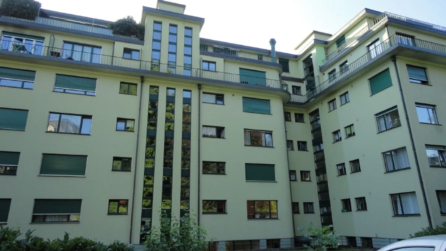 2-room apartment - Photo 1 of 8