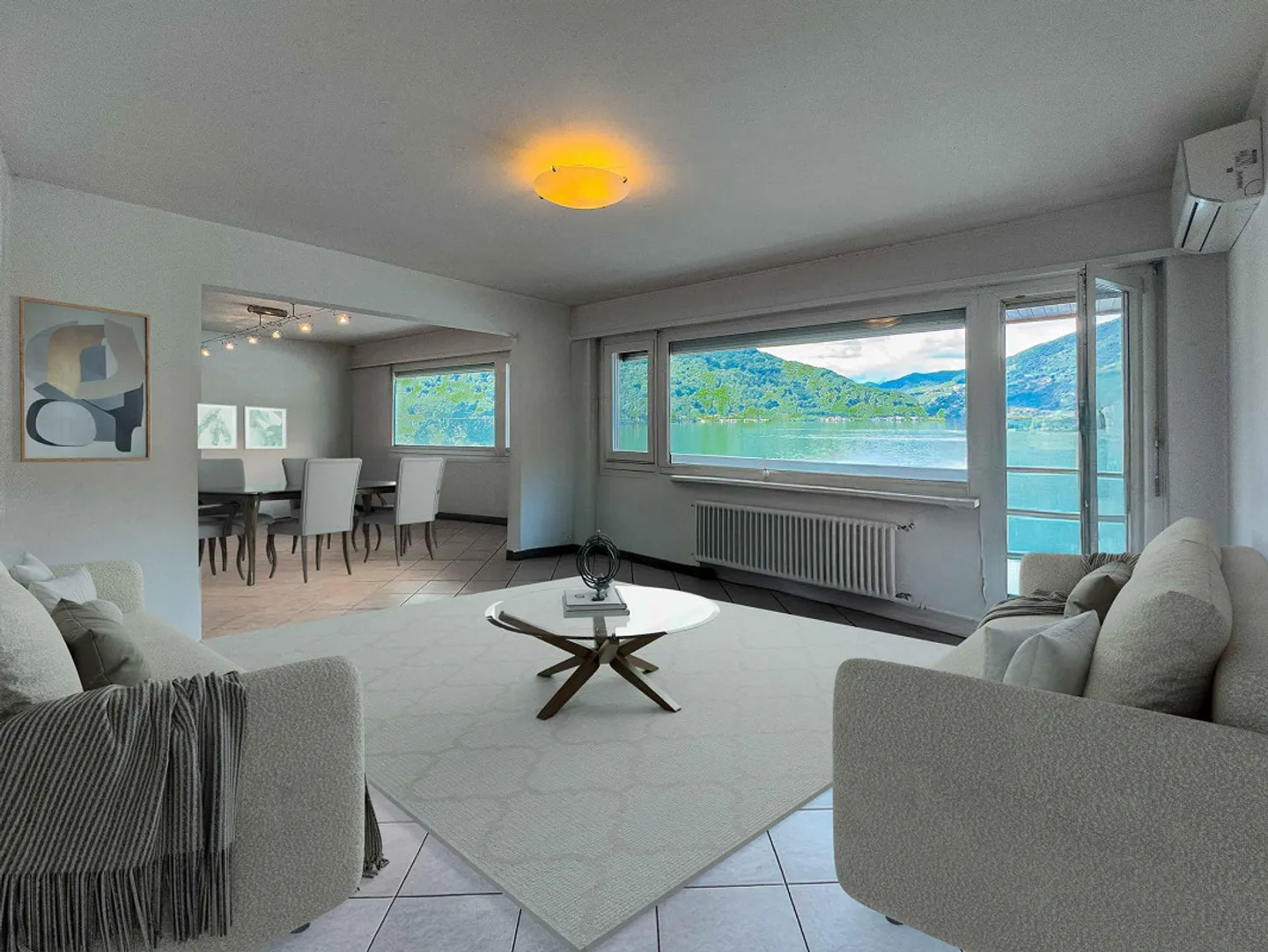 Villa direttamente sul lago con posti barca privati - Foto 4 di 16