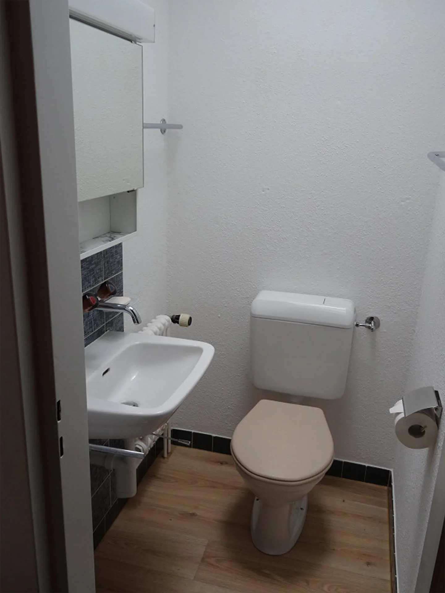 Detached, large, bright single-family house with garden - Photo 10 of 11