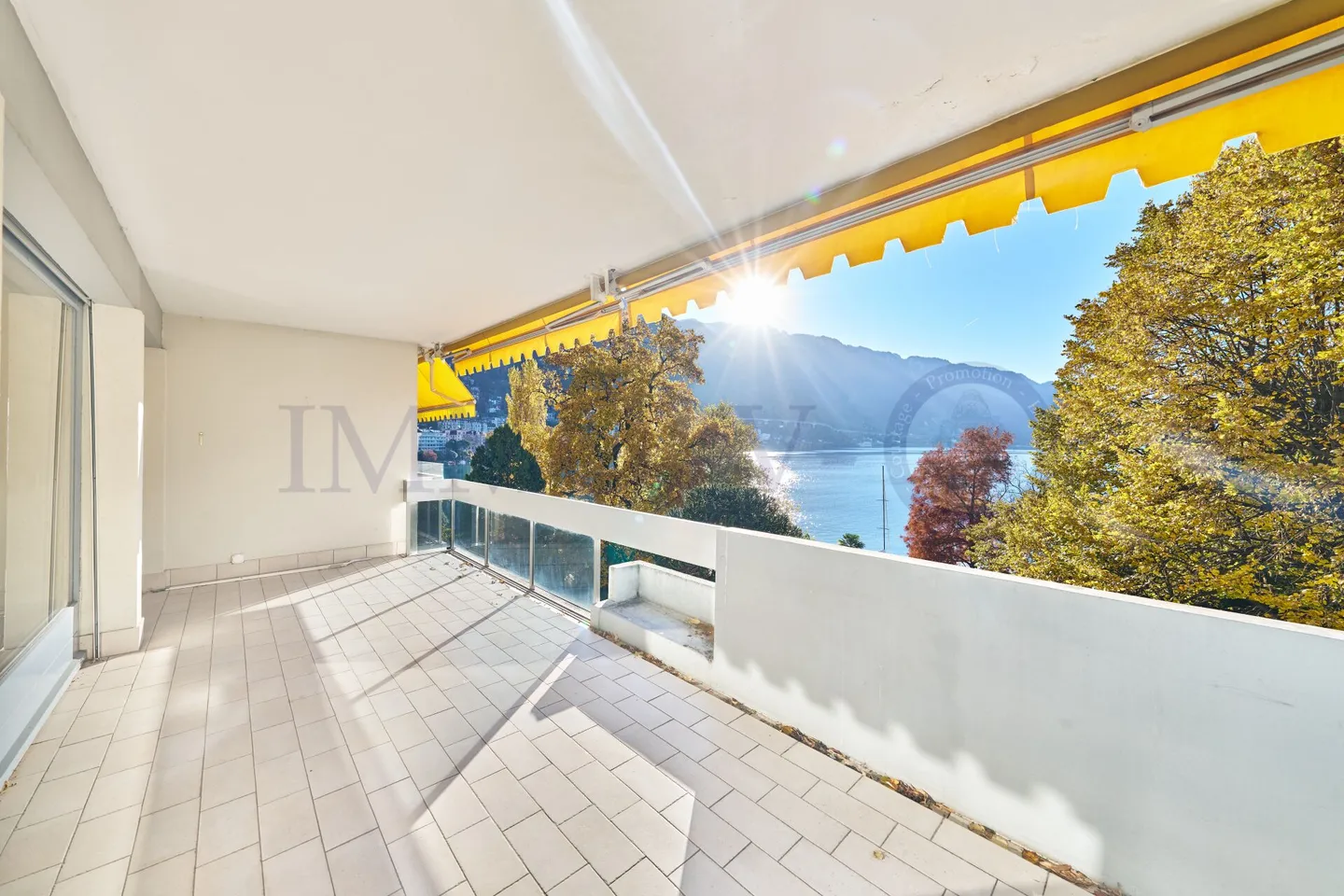 SPACIEUX AVEC BALCONS ET VUE LAC - EMPLACEMENT IDYLLIQUE - Photo 1 sur 12