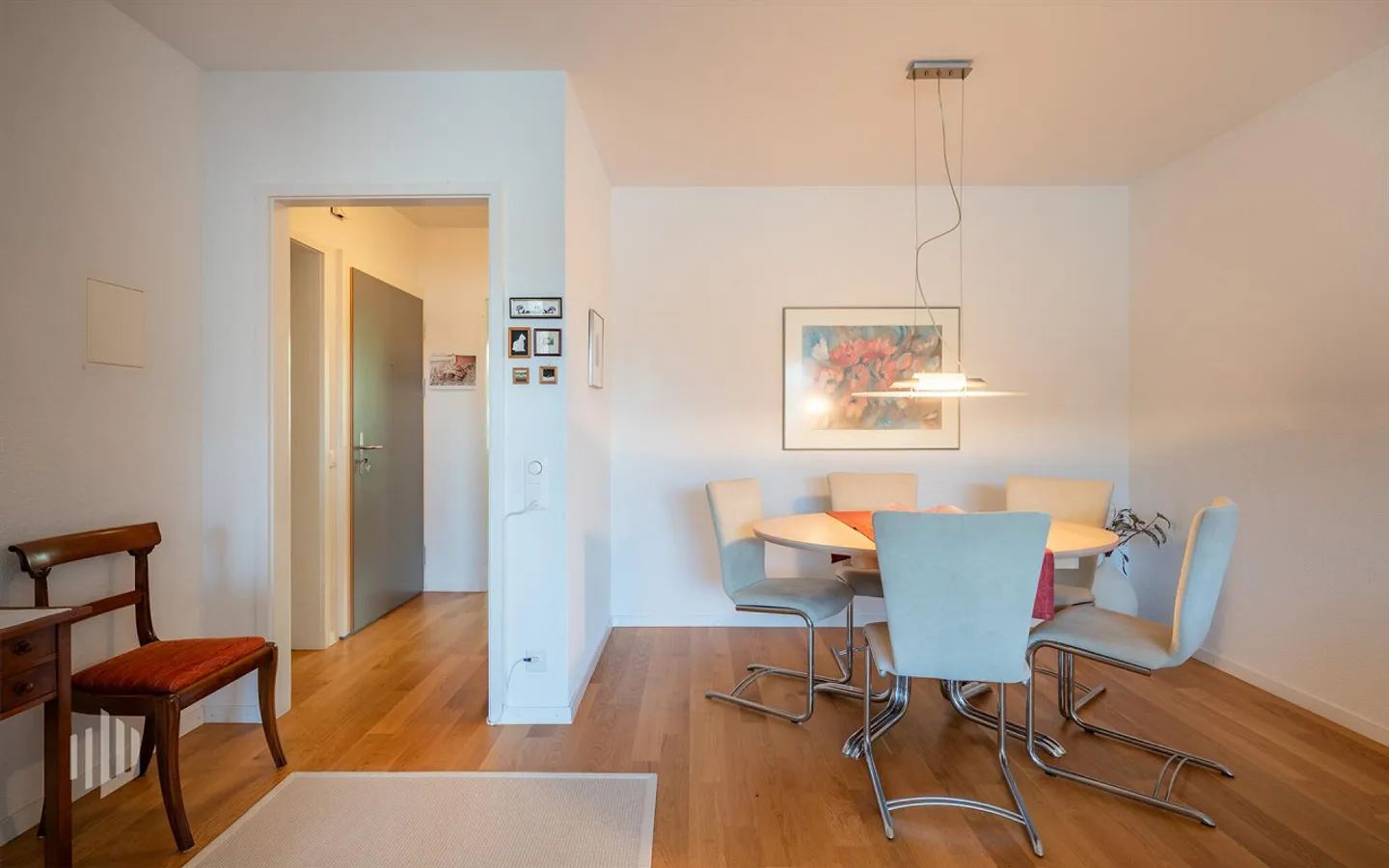 ImmoWyss - Casa plurifamiliare con 6 appartamenti affittati a Ittigen - Foto 2 di 13