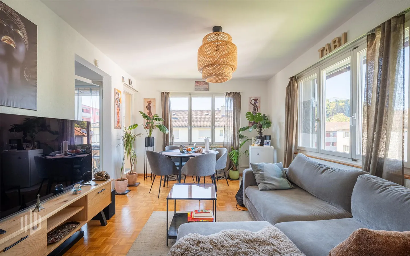 ImmoWyss - Casa plurifamiliare con 6 appartamenti affittati a Ittigen - Foto 6 di 13