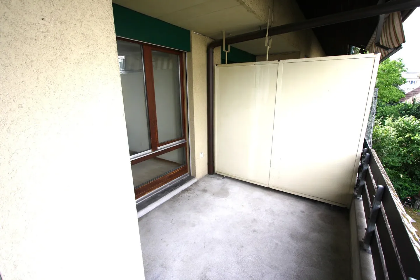 Ampio appartamento di 4,5 stanze con balcone a Münchenbuchsee - Foto 17 di 19