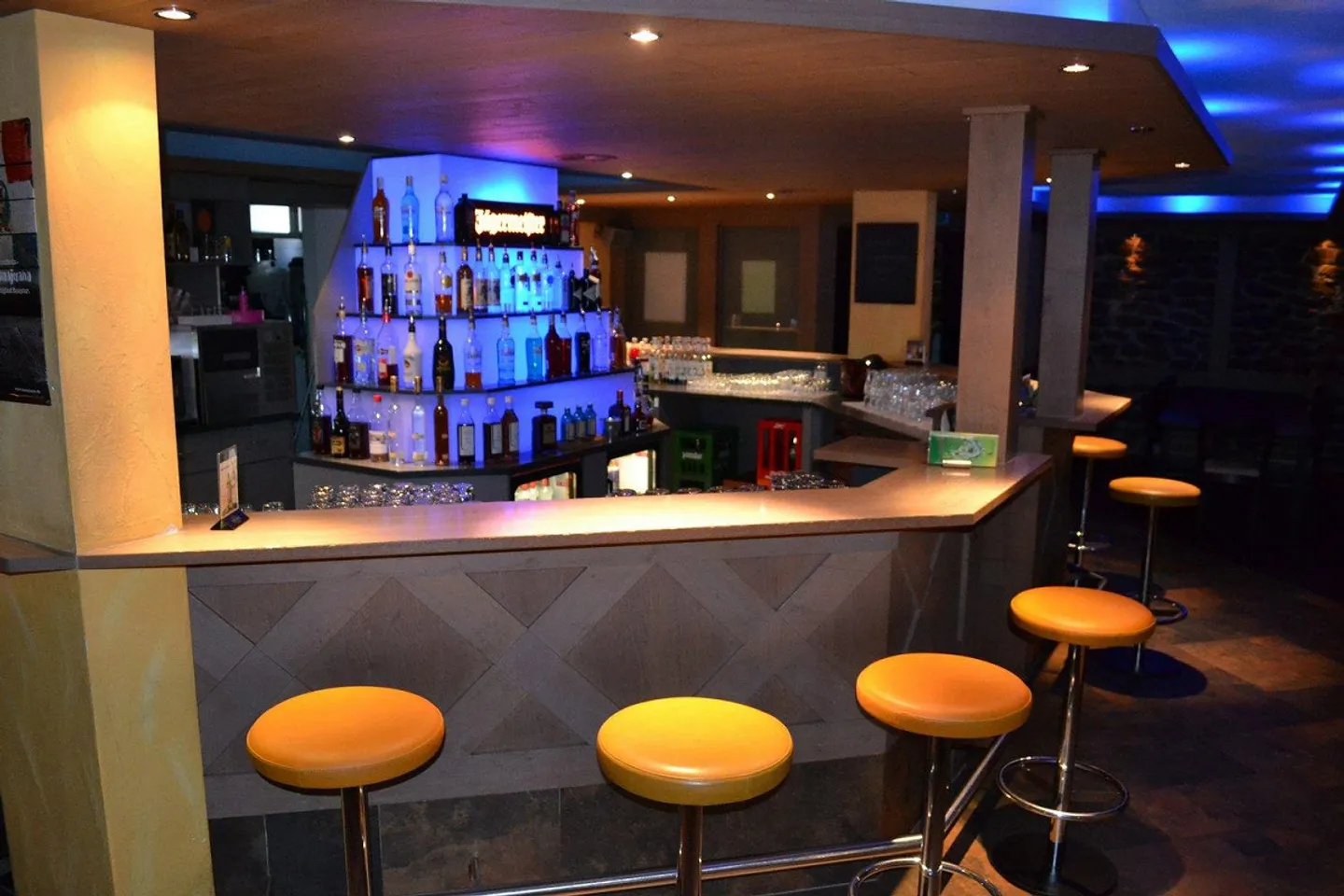 TOP Event Location/BAR for up to 200 people - Photo 1 of 13