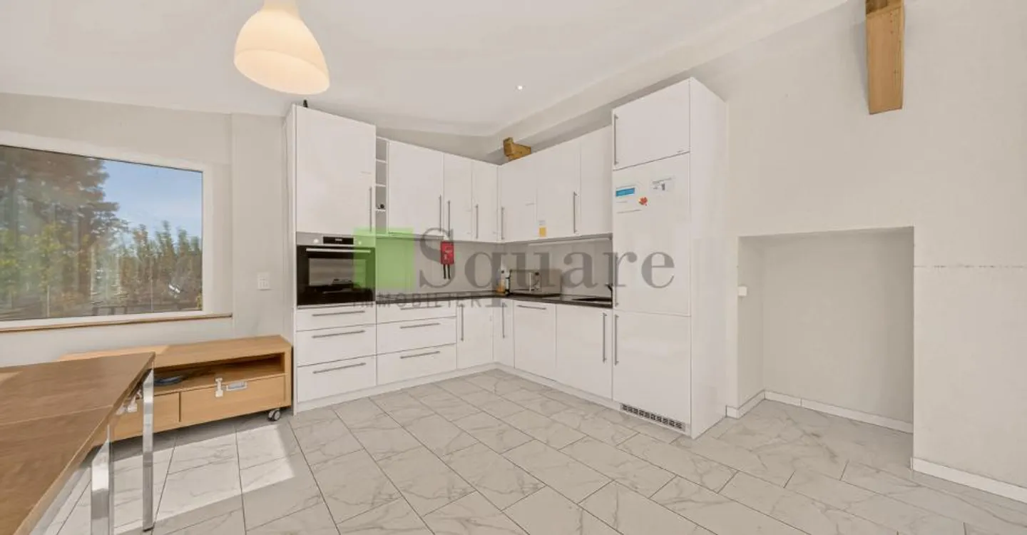 Rental House with 12 Rooms - Photo 11 of 13