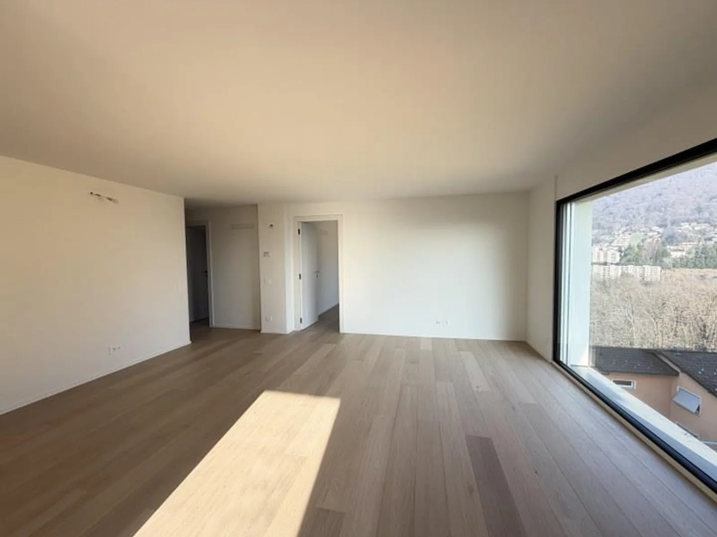 Penthouse mit Seeblick in Villa - Foto 7 von 13