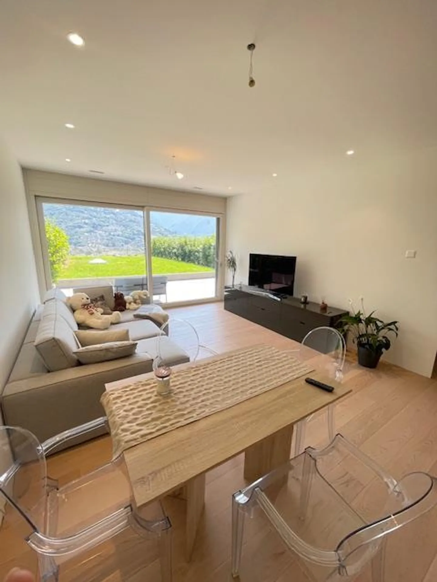 Appartamento vacanze soleggiato con bel giardino, nuova costruzione - Foto 7 di 11