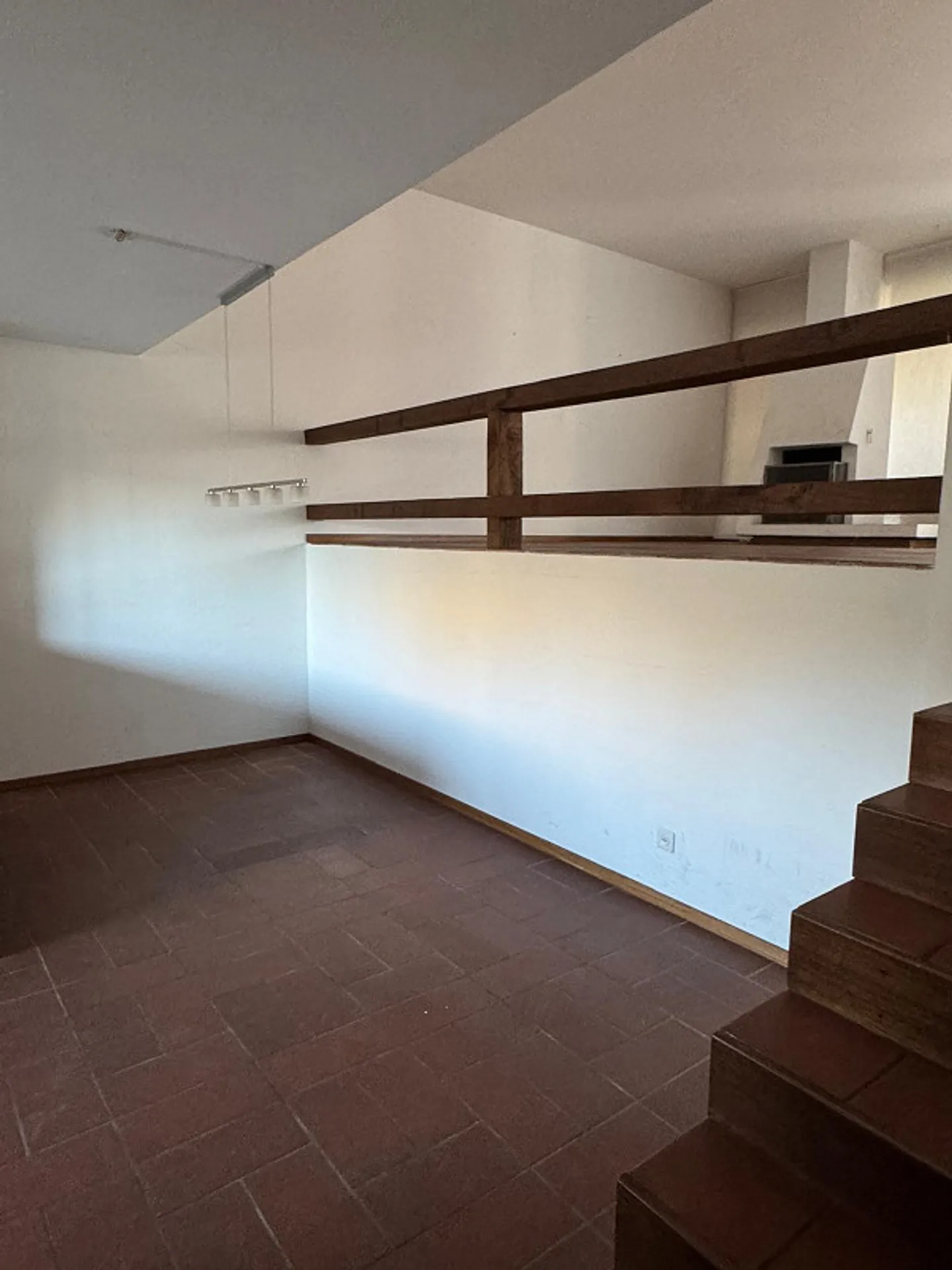 Maisonette di 3,5 stanze con giardino – Magliaso, direttamente al campo da golf - Foto 5 di 23