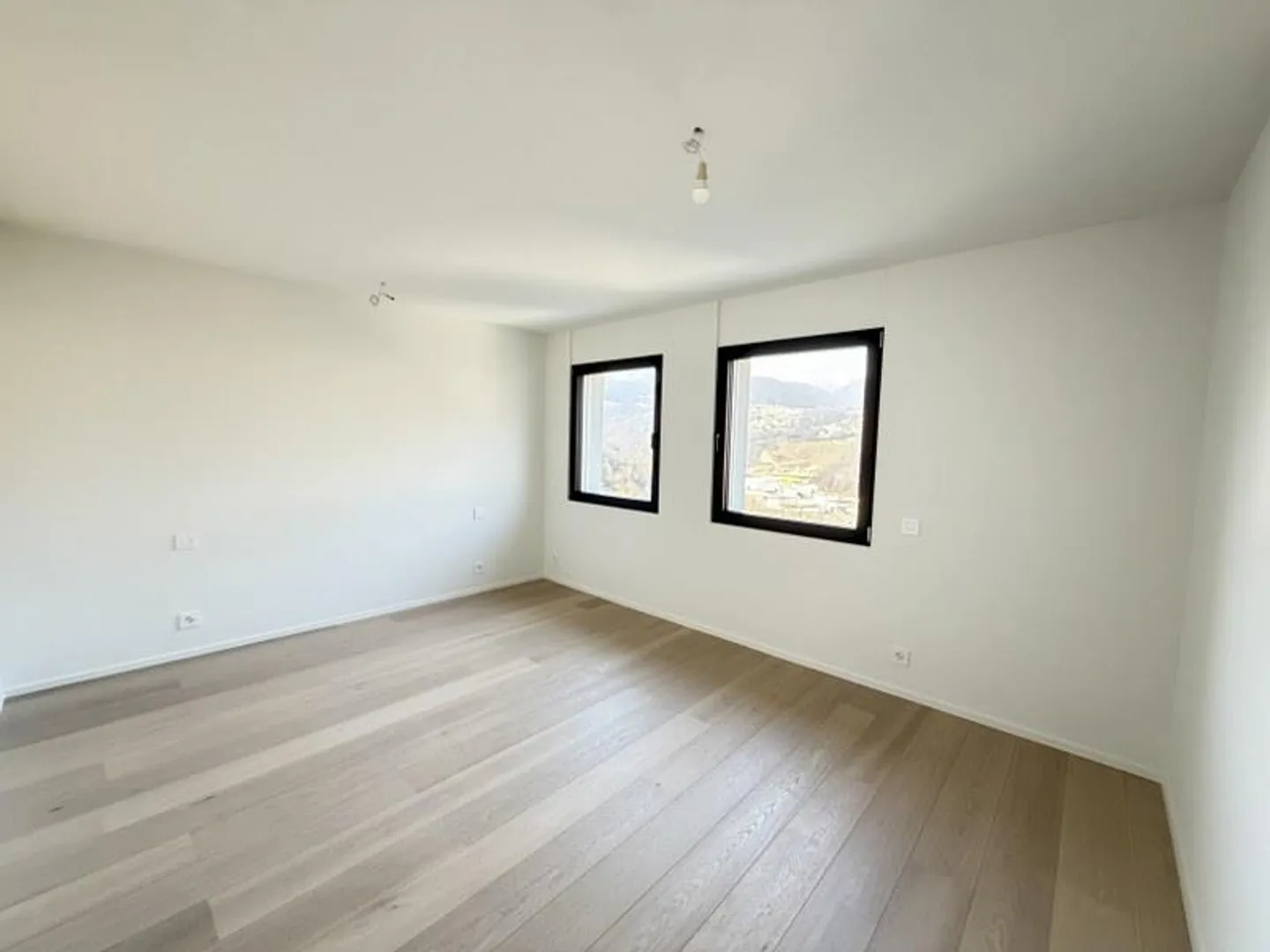 Penthouse mit Seeblick in Villa - Foto 9 von 13