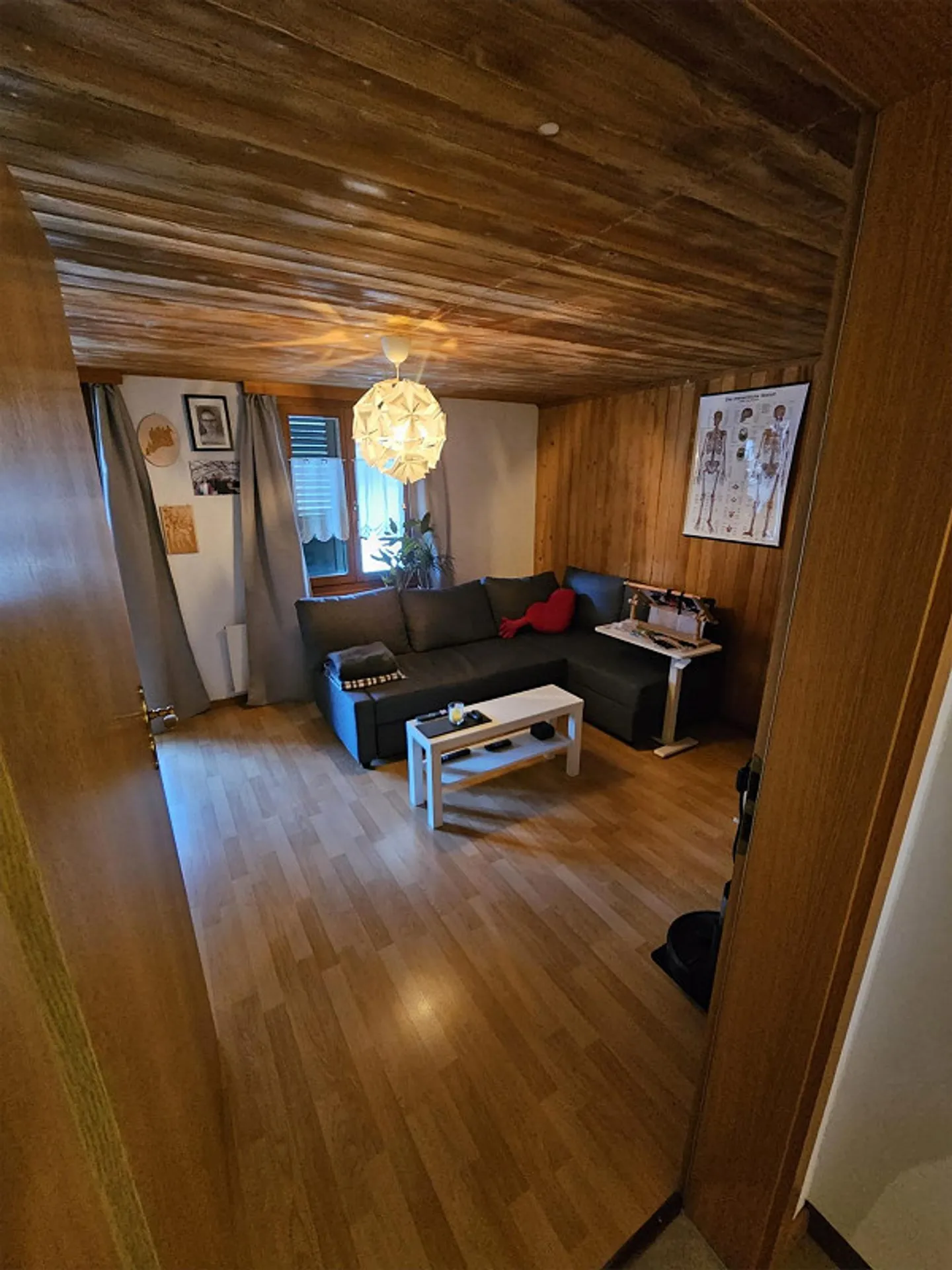 Ampio appartamento di 4,5 stanze - Foto 9 di 15
