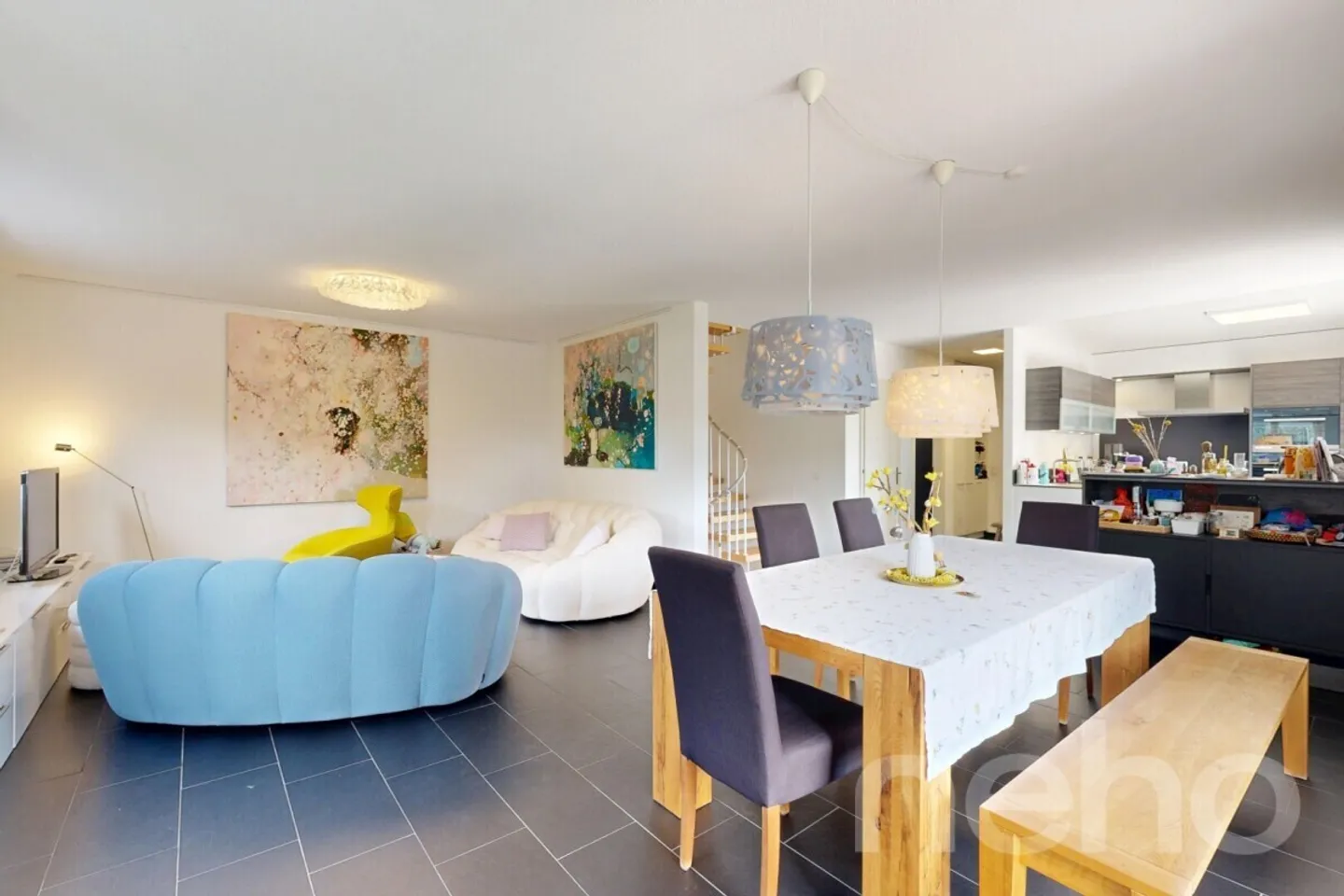 Charming Family Home in Quiet Area - Photo 4 of 12