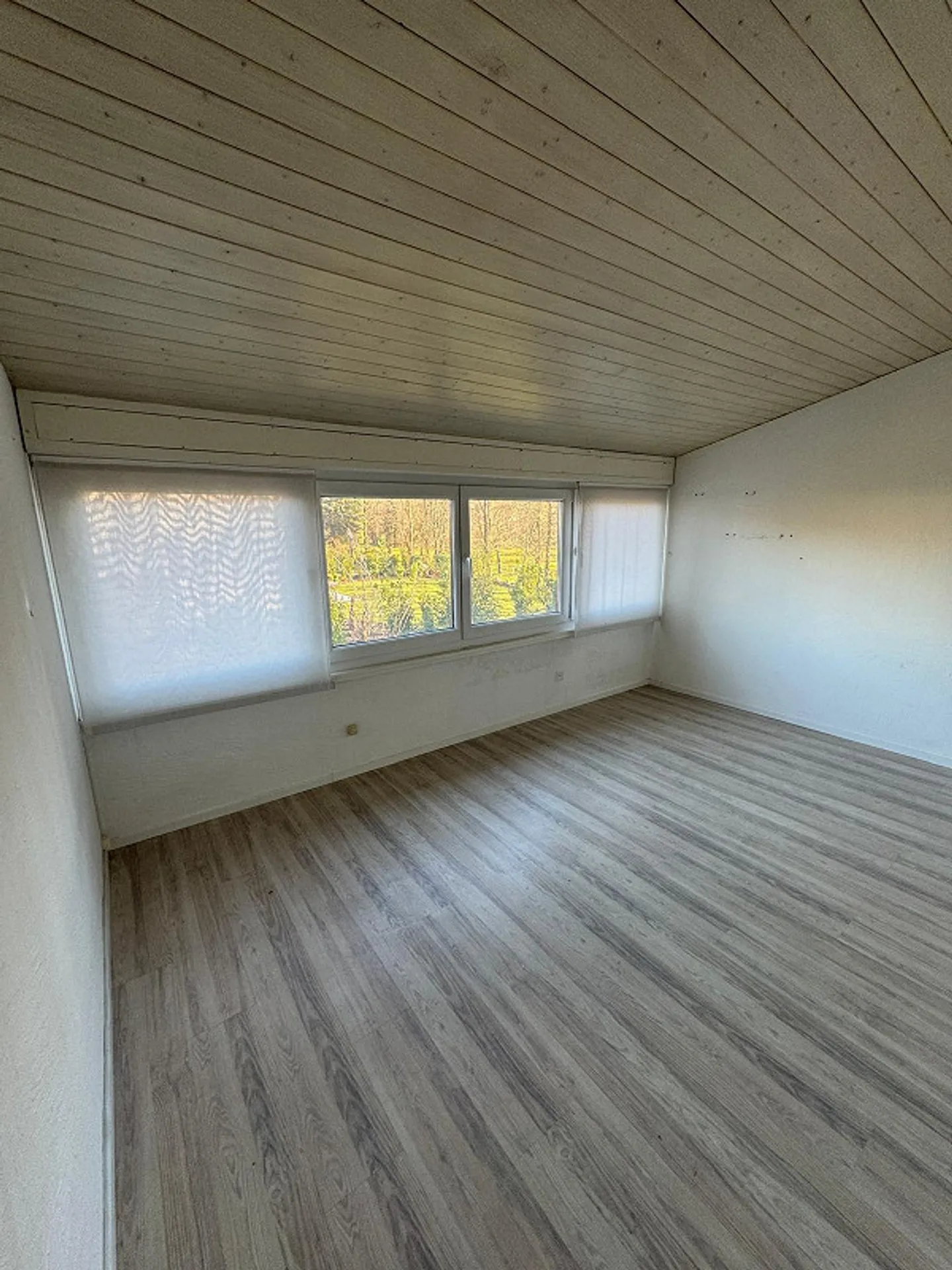 Maisonette di 3,5 stanze con giardino – Magliaso, direttamente al campo da golf - Foto 12 di 23