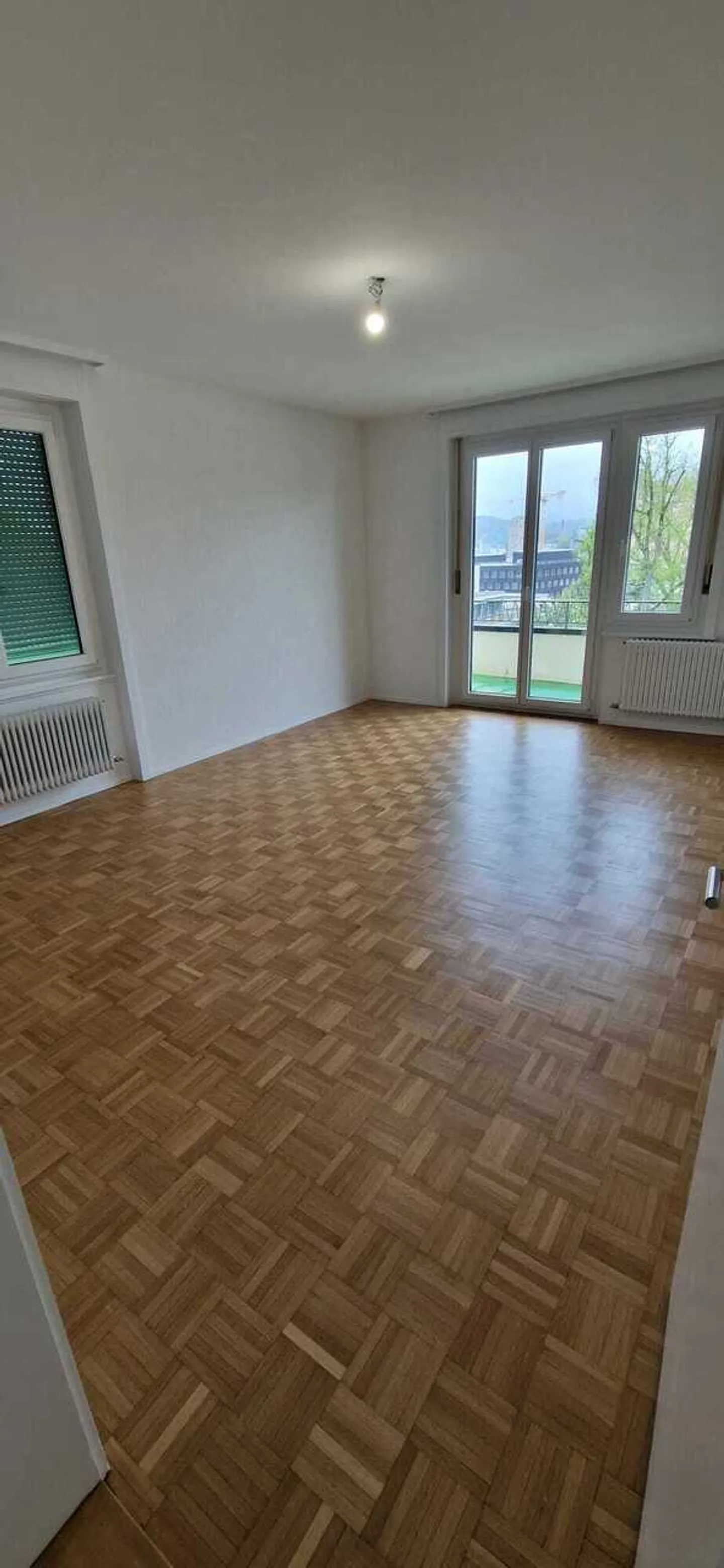 Grand 3.5 pièces de standing à 5 minutes à pied de la gare de Fribourg - Photo 14 sur 18