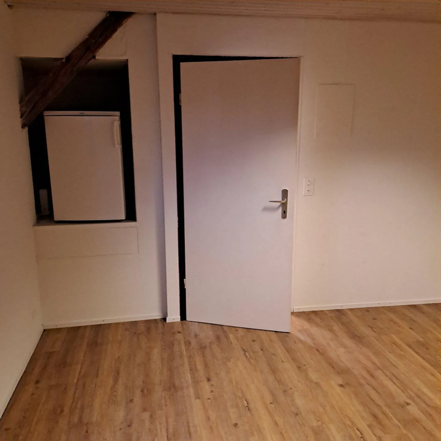 Vielseitiger Hobbyraum in Root - Foto 2 von 11