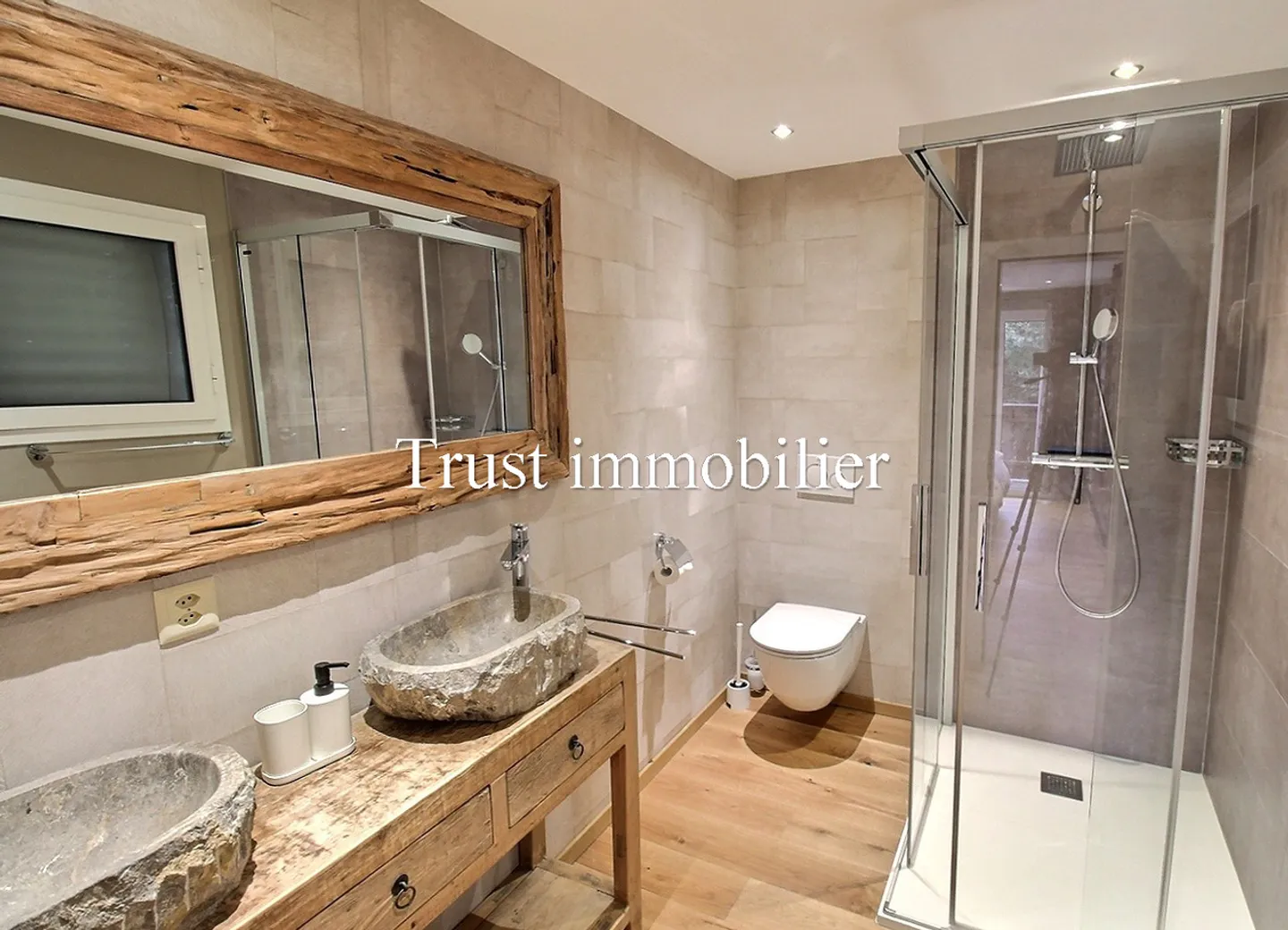 1.6007L. Chalet for rent in the center of Crans - Photo 8 of 13