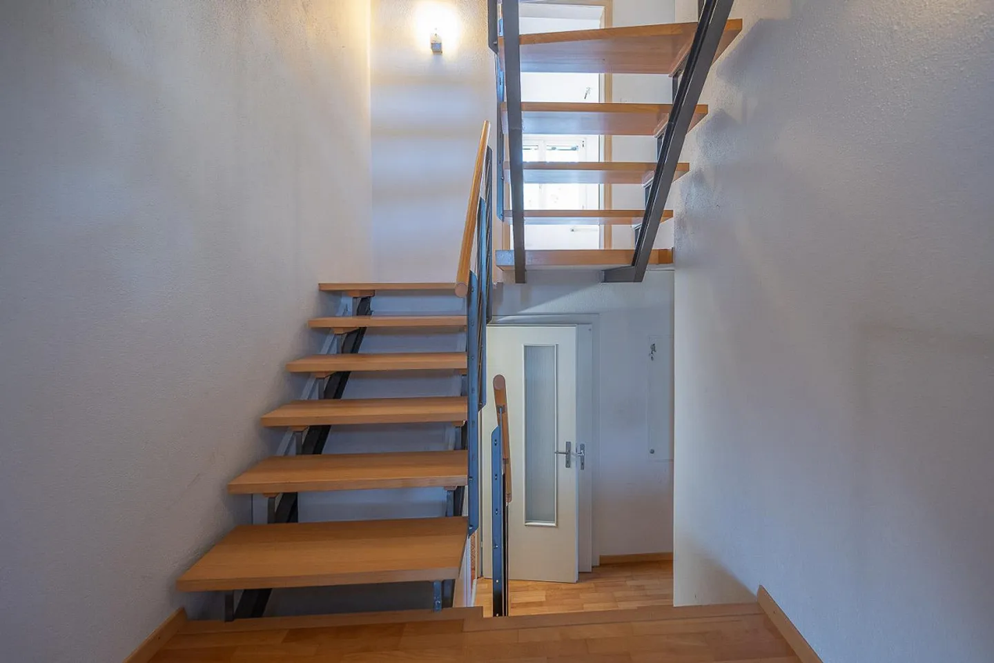 Casa bifamiliare situata in posizione tranquilla con giardino - Foto 20 di 23