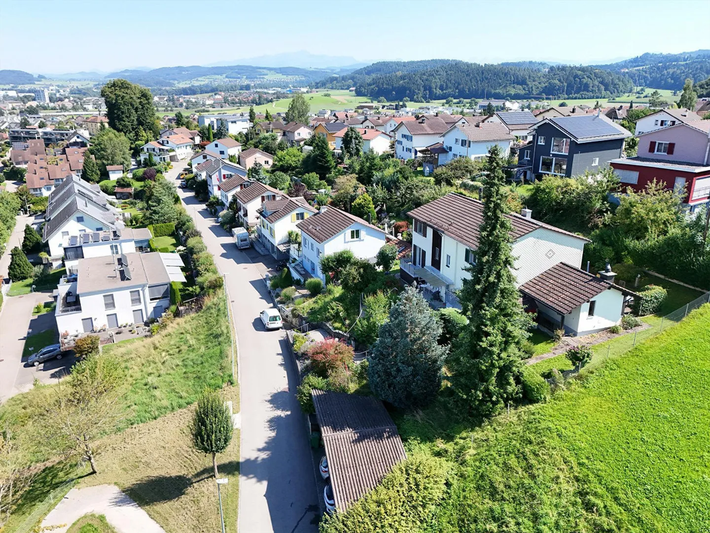Casa bifamiliare situata in posizione tranquilla con giardino - Foto 23 di 23