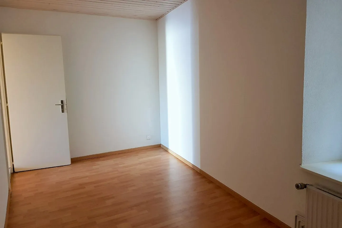 Charmante Wohnung mit Terrasse - Foto 4 von 12