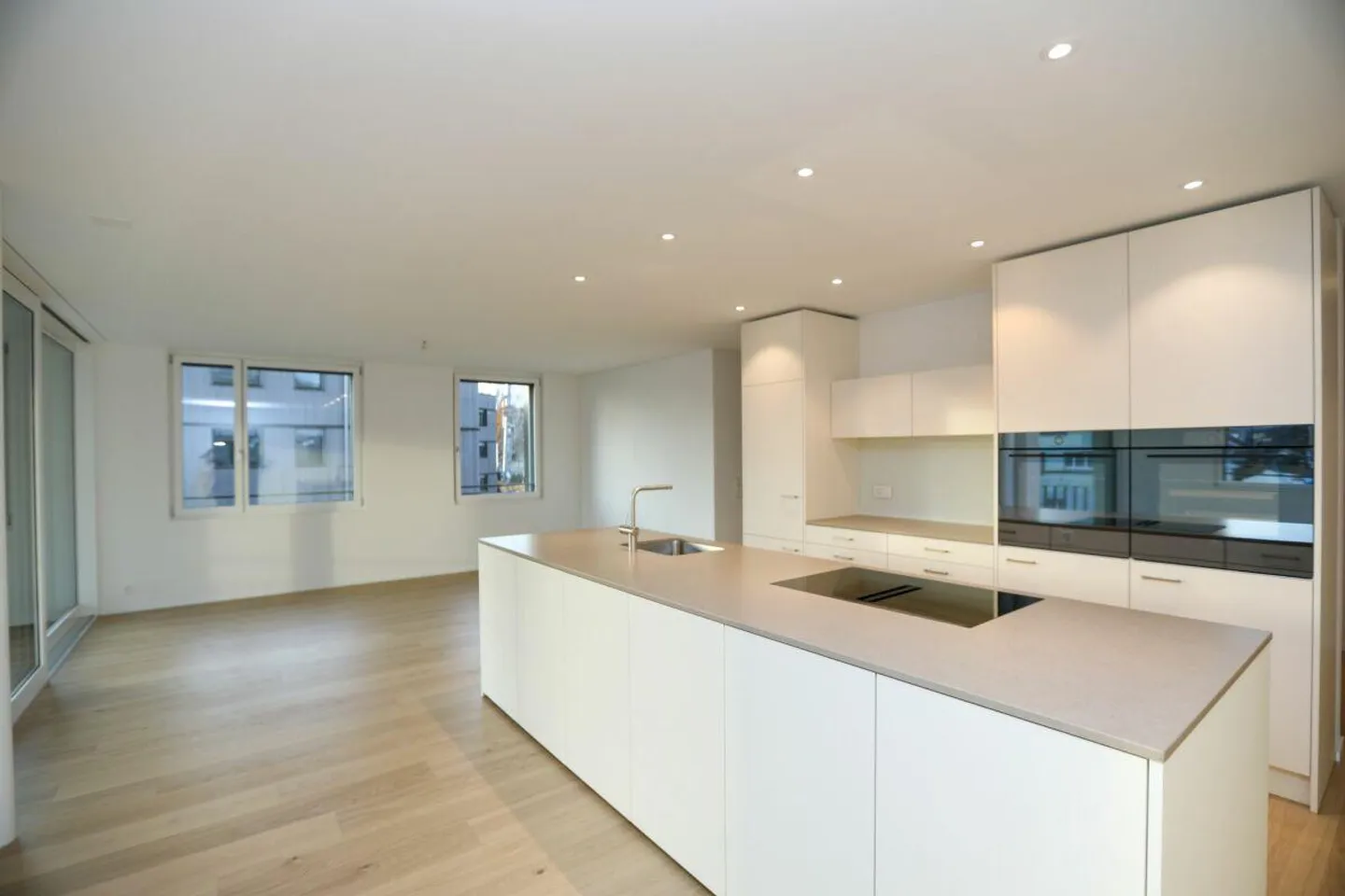 Première occupation ! Appartement neuf de 4,5 pièces de haute qualité à Weinfelden - Photo 1 sur 7