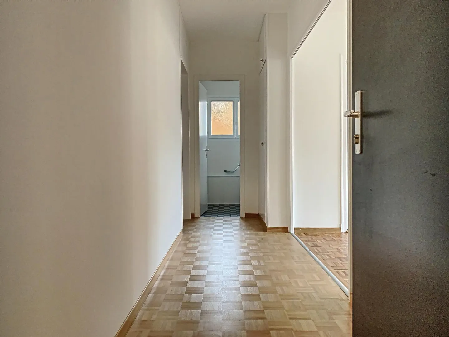 2.5 Room Apartment - Photo 7 of 11