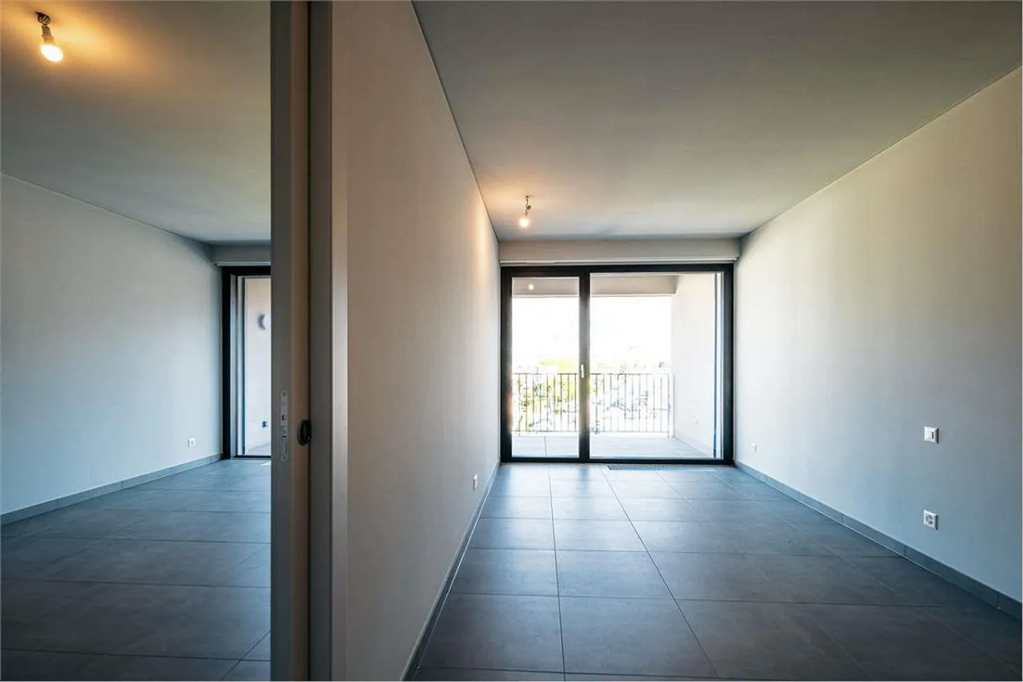 Magnificent 2.5-Room Apartment Solaia-Ascona - Photo 4 of 10