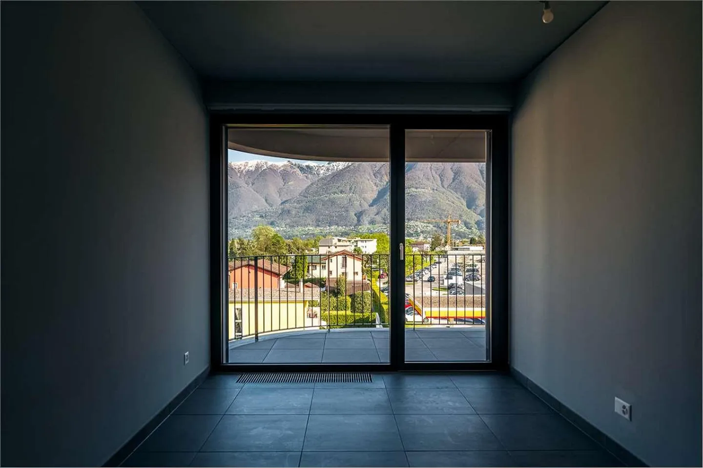 Magnificent 2.5-Room Apartment Solaia-Ascona - Photo 7 of 10