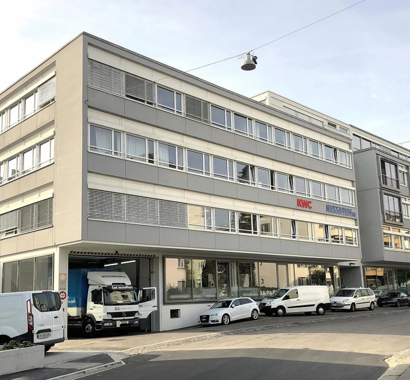 Moderne Bürofläche in Zürich Binz - Foto 1 von 7