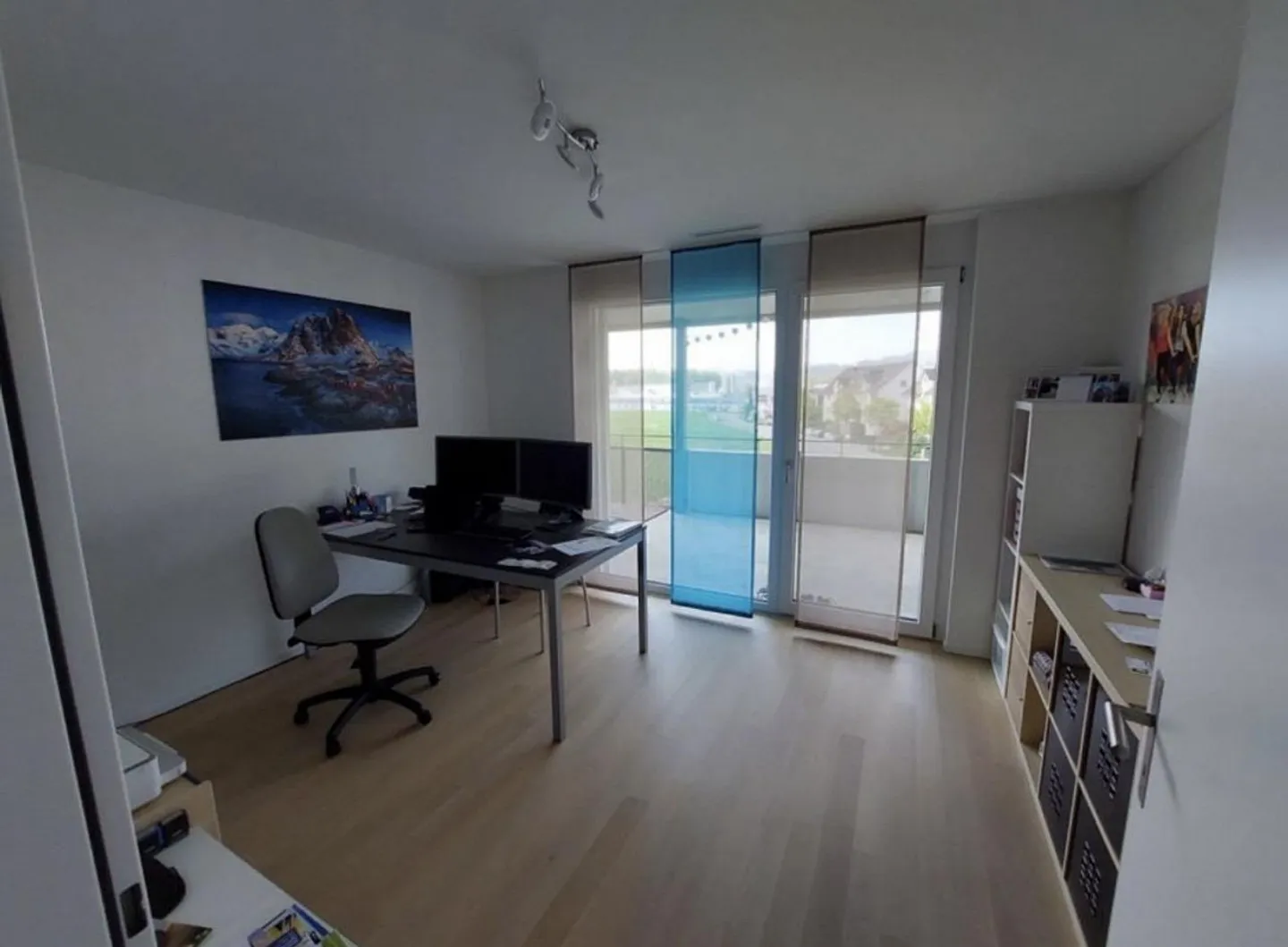 Beautiful 4.5 Room Apartment with Large Balcony - Photo 5 of 10