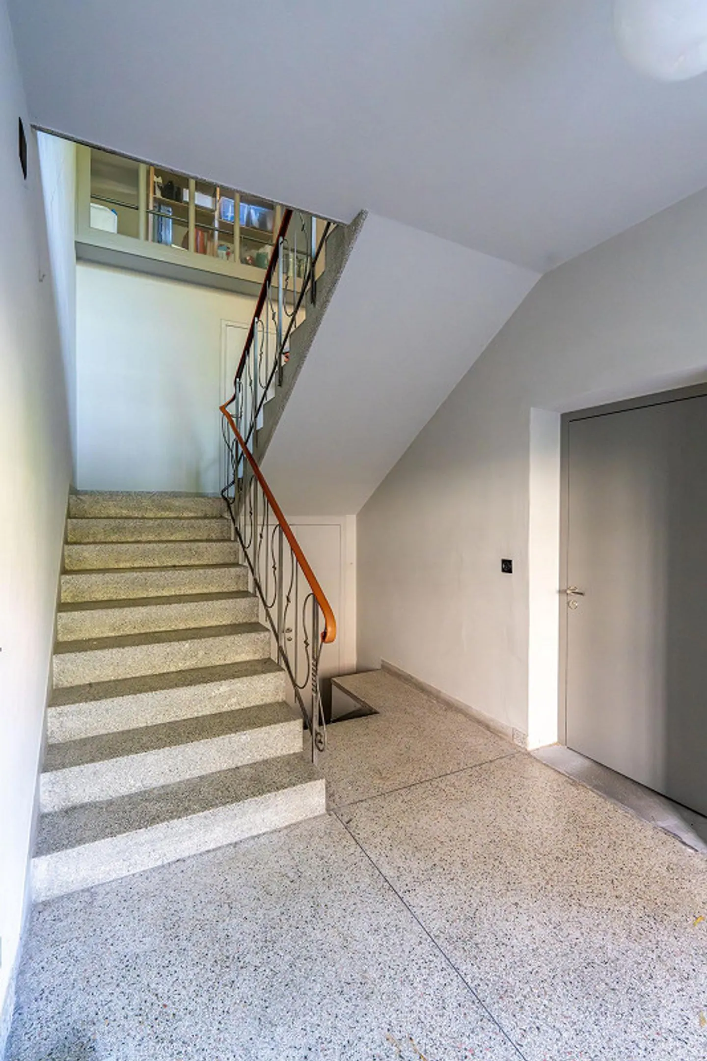 2.5 Room Apartment in Old Textile Factory - Photo 7 of 11
