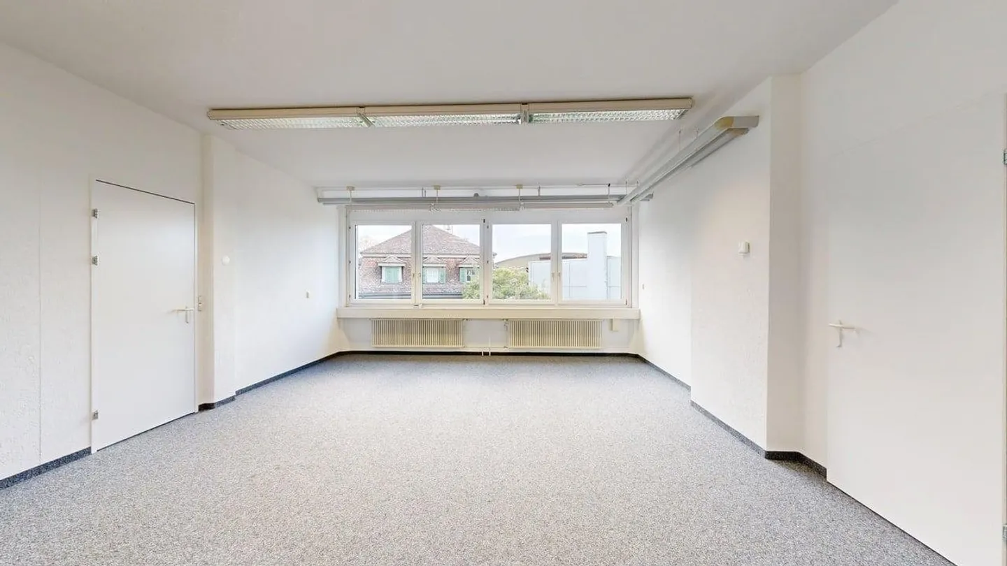 Fino a 230 m² di uffici nel cuore di Thun - utilizzo flessibile - Foto 11 di 12
