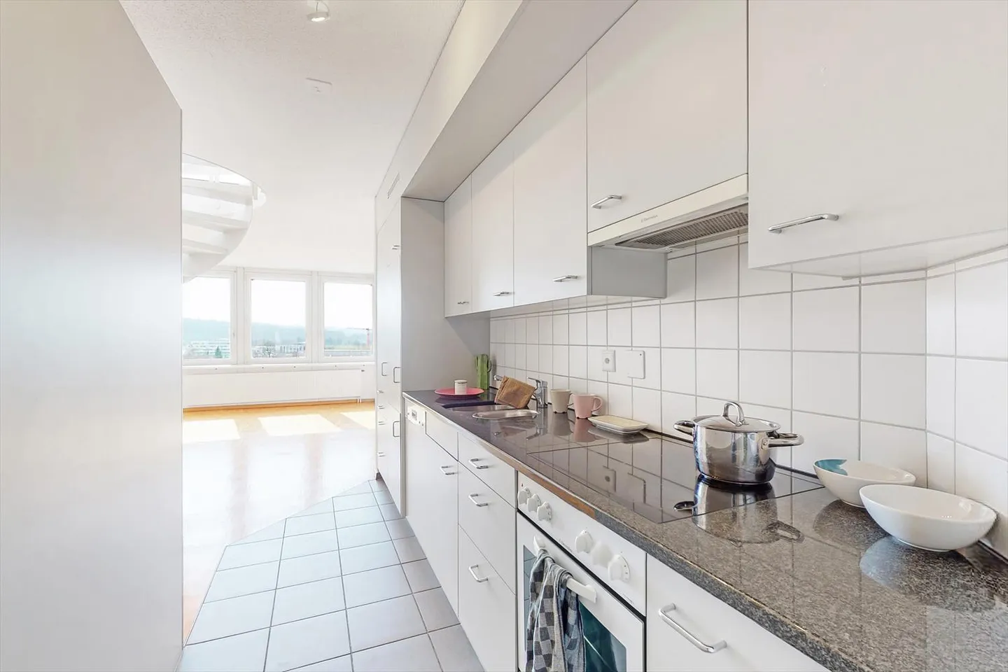 Appartamento in affitto - Foto 6 di 13