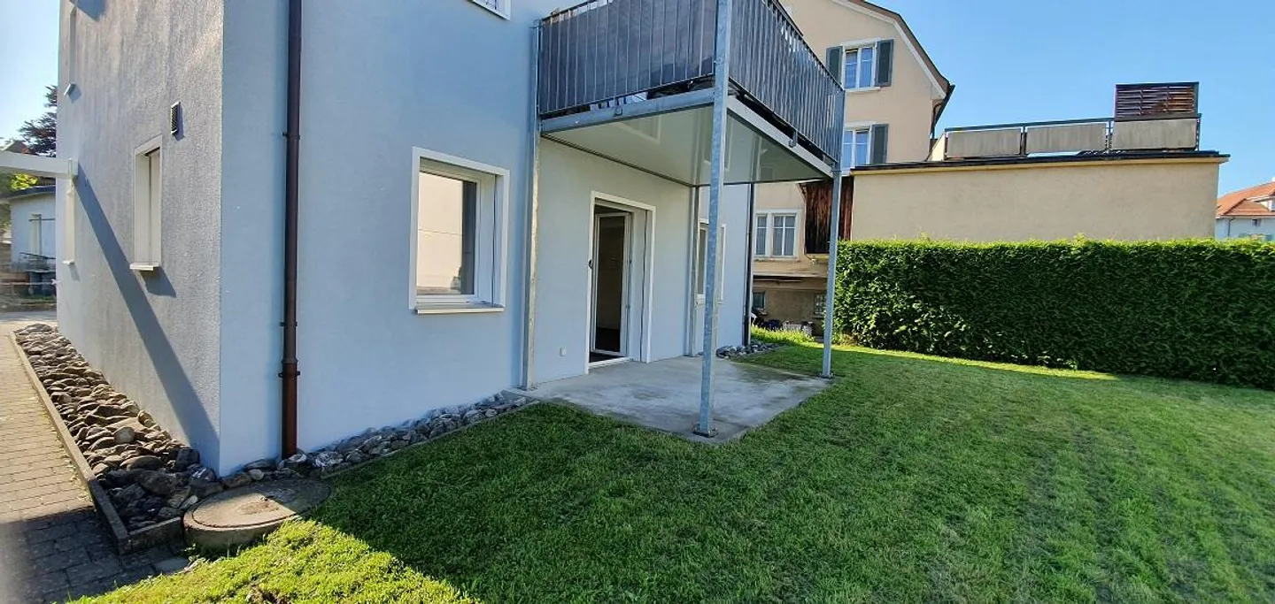 2-room apartment with terrace - Photo 1 of 13