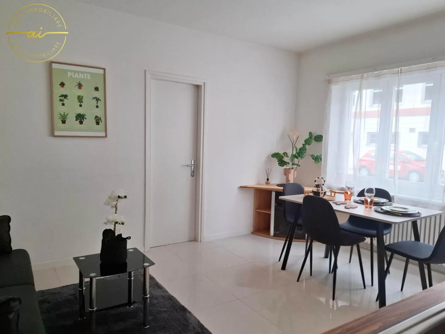 APPARTAMENTO 2.5 LOCALI CON VISTA SUL VERDE - Foto 2 di 7