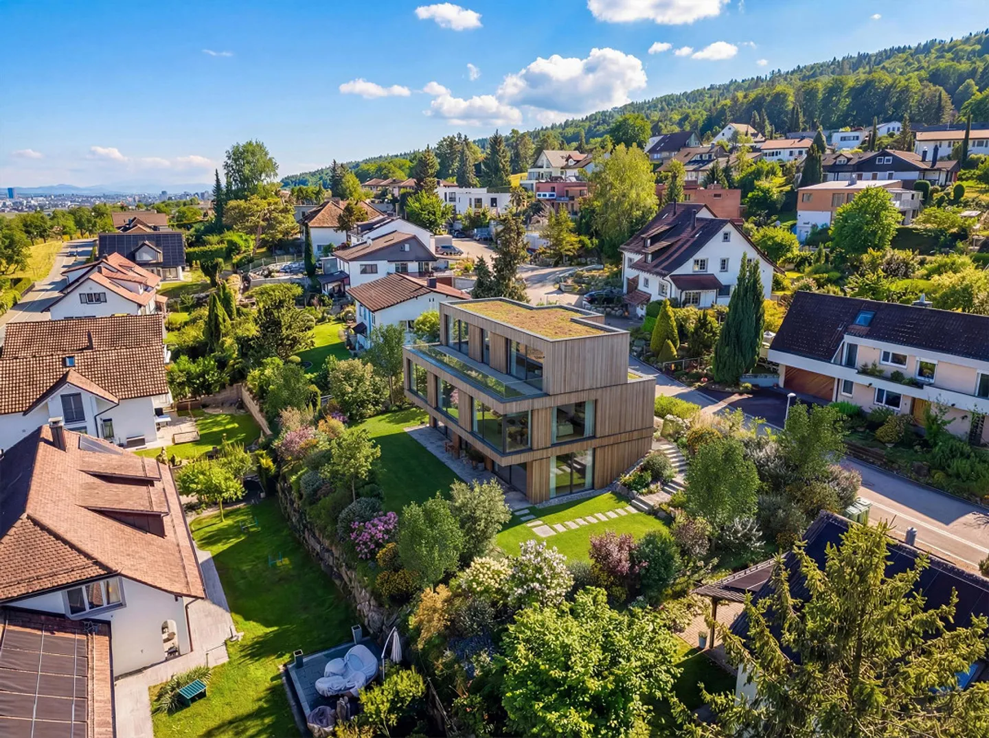 OPPORTUNITY IN THE ZURICH AREA - BUILDING LAND WITH GREAT POTENTIAL - Photo 1 of 5