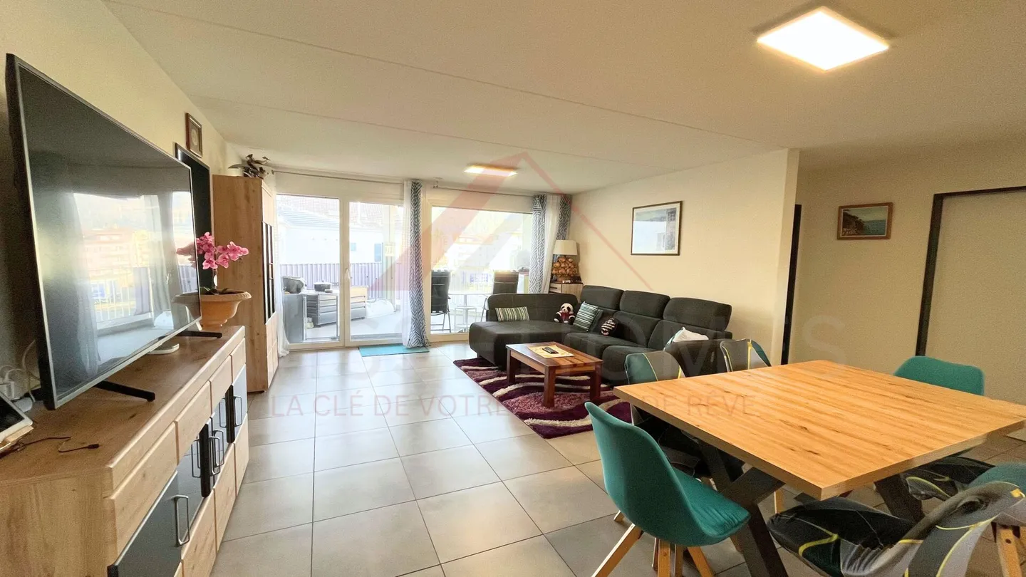 Exceptional 4.5 room Minergie apartment with almost zero charges, balcony and unobstructed view - Courrendlin (JU) - Photo 3 of 15