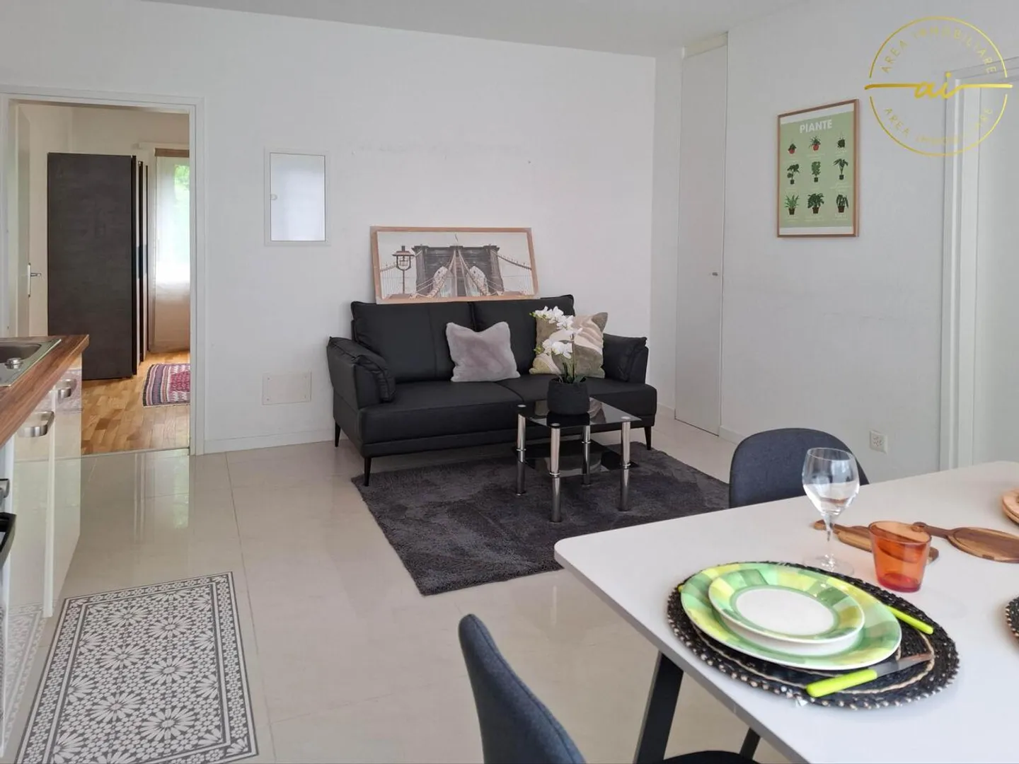APPARTAMENTO 2.5 LOCALI CON VISTA SUL VERDE - Foto 3 di 7