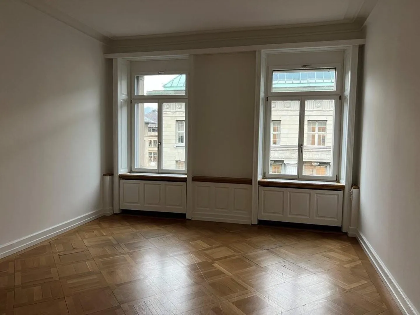 Spazio ufficio attraente nel cuore della Bahnhofstrasse! - Foto 4 di 10