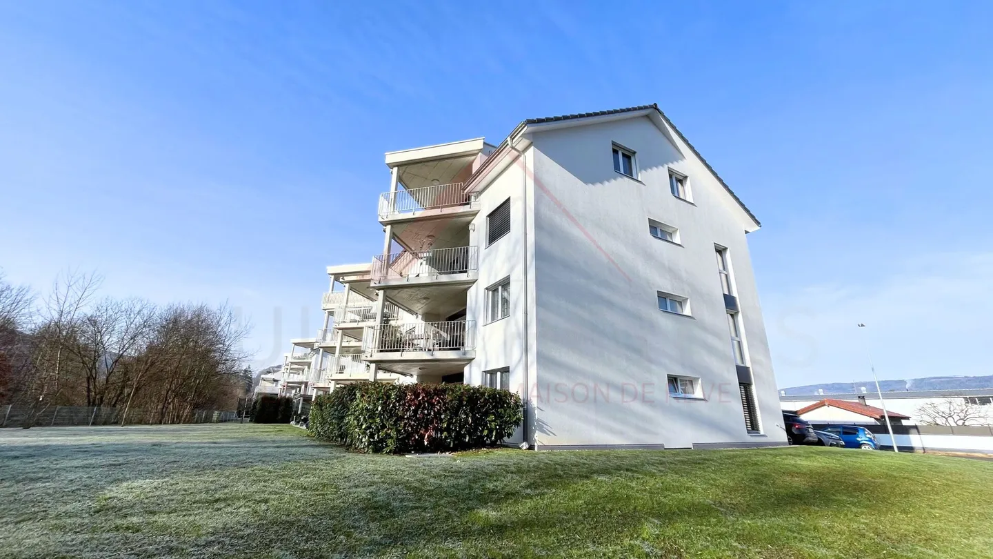 Exceptional 4.5 room Minergie apartment with almost zero charges, balcony and unobstructed view - Courrendlin (JU) - Photo 14 of 15