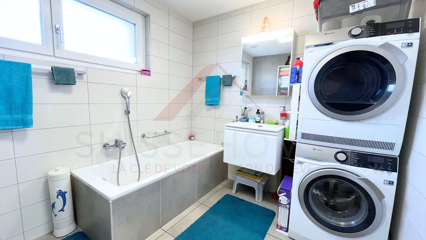 Exceptional 4.5 room Minergie apartment with almost zero charges, balcony and unobstructed view - Courrendlin (JU) - Photo 12 of 15