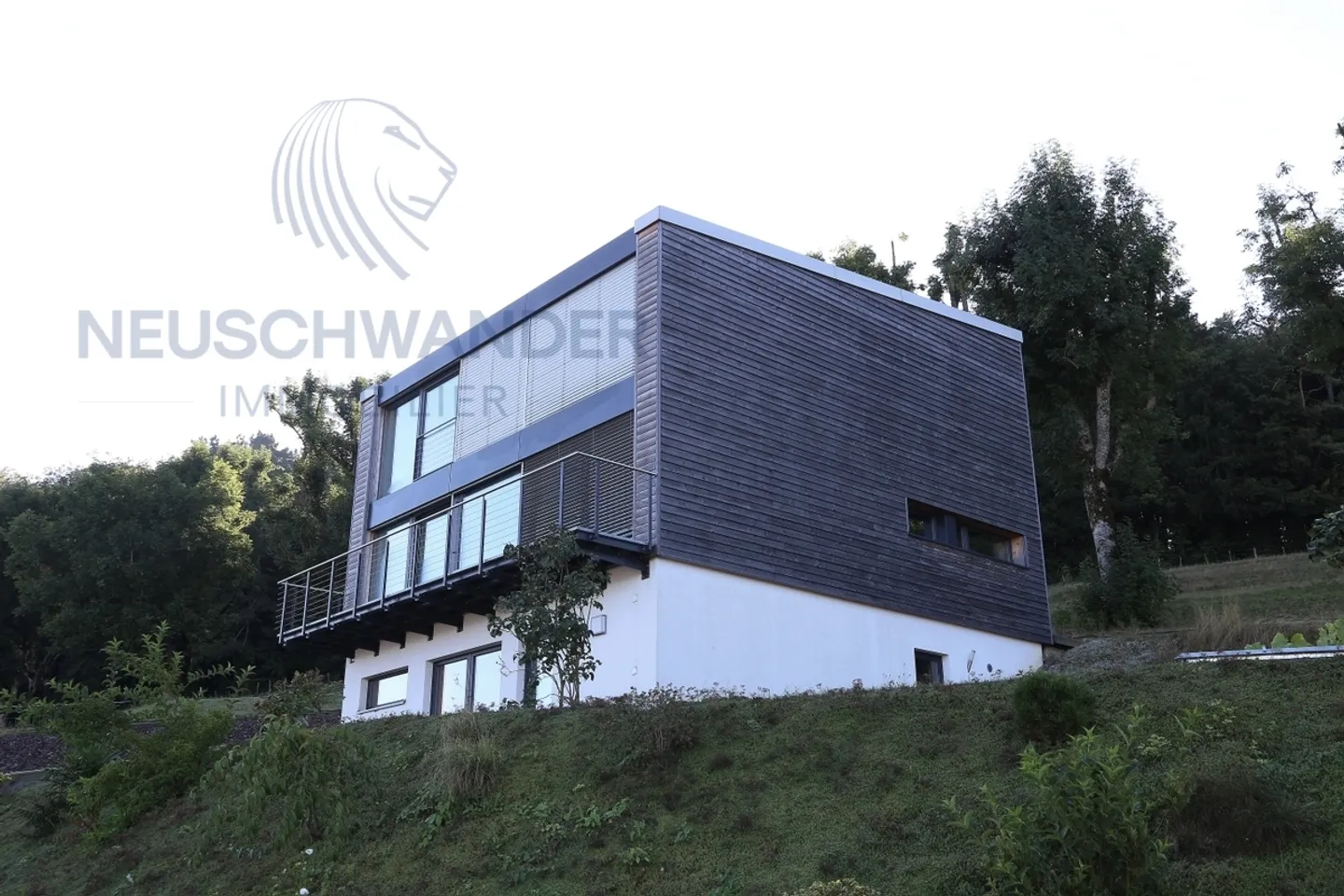 Superba villa molto luminosa in una zona tranquilla, etichetta Minergie. - Foto 2 di 12