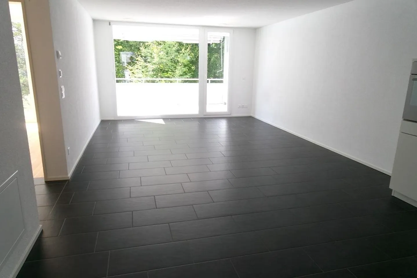 2.5 Room Apartment in Oftringen - Photo 3 of 12
