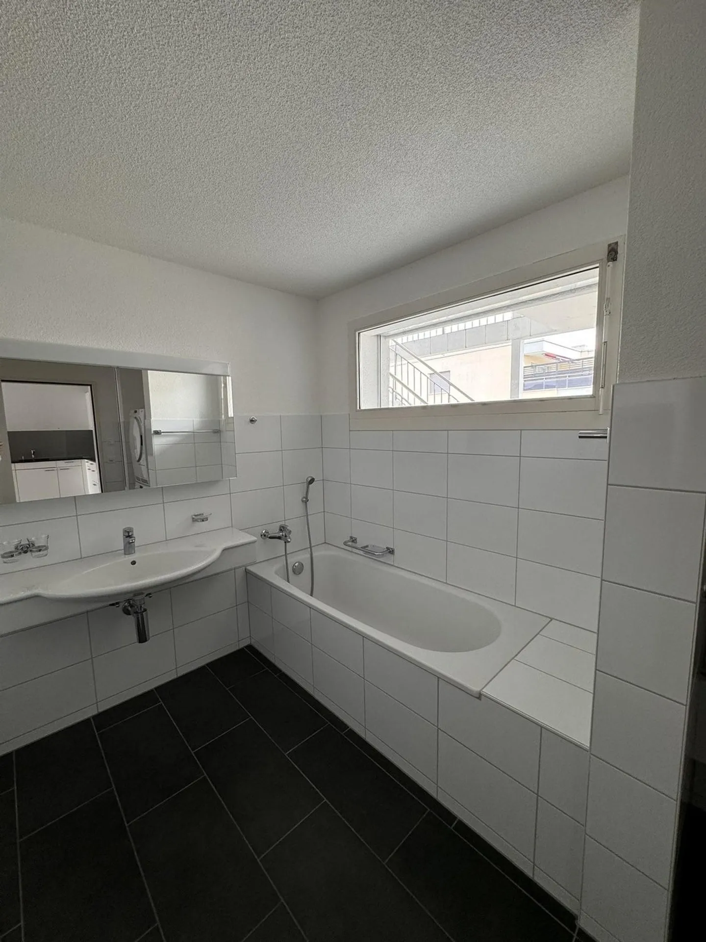 2.5 Room Apartment in Oftringen - Photo 7 of 12